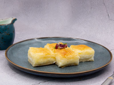 Fatayer with cheese