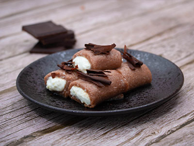 Halawet el jibn · chocolate