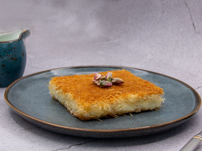 Kunafa naren with cream